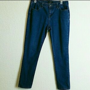 3/$15 Forever 21 skinny jeans size 28
